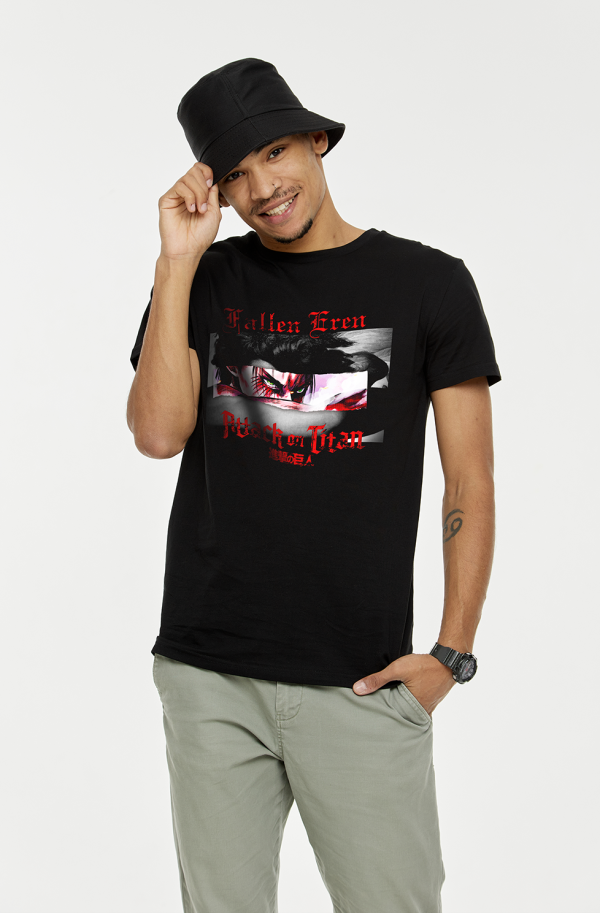 Футболка Атака Титанов